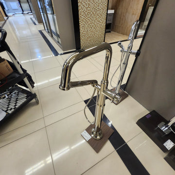 Riobel Momenti X Trim Only Floormodel Clearance Model As Is N Side