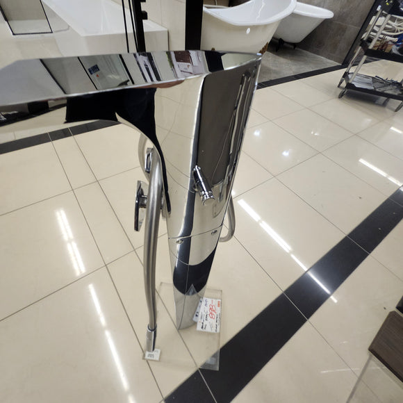 Aquabrass Nu Floormount Tub Filler Chrome Floormodel As Is N Side