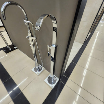 Vida Roman Deck Chrome Tub Filler Floormodel As Is No Hand Held Shower Head N Side