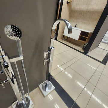 Vida Roman Deck Chrome Tub Filler Floormodel As Is No Hand Held Shower Head N Side - 0