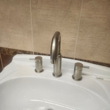 American Standard 8cc Bathroom Faucet with Handles Brushed Nickel Floormodel Clearance as is (H9)