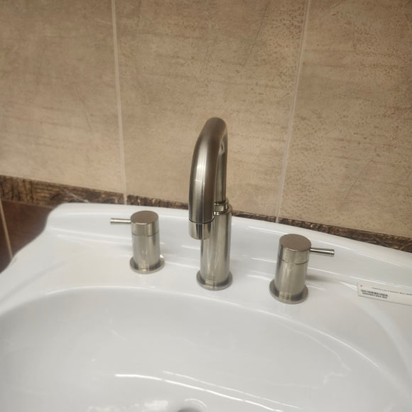 American Standard 8cc Bathroom Faucet with Handles Brushed Nickel Floormodel Clearance as is (H9)