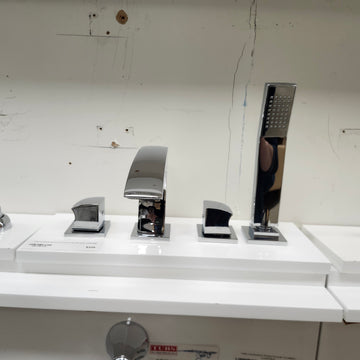 Vida Blois Roman Deck 4pc Bathroom Tub Faucet Square Chrome Floormodel Sold as is - 0