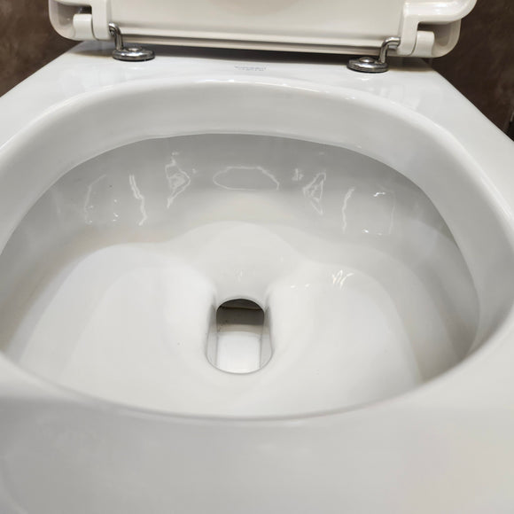 Duravit Starck 1 piece Toilet with Seat Elongated White Floormodel Sold as Is H11