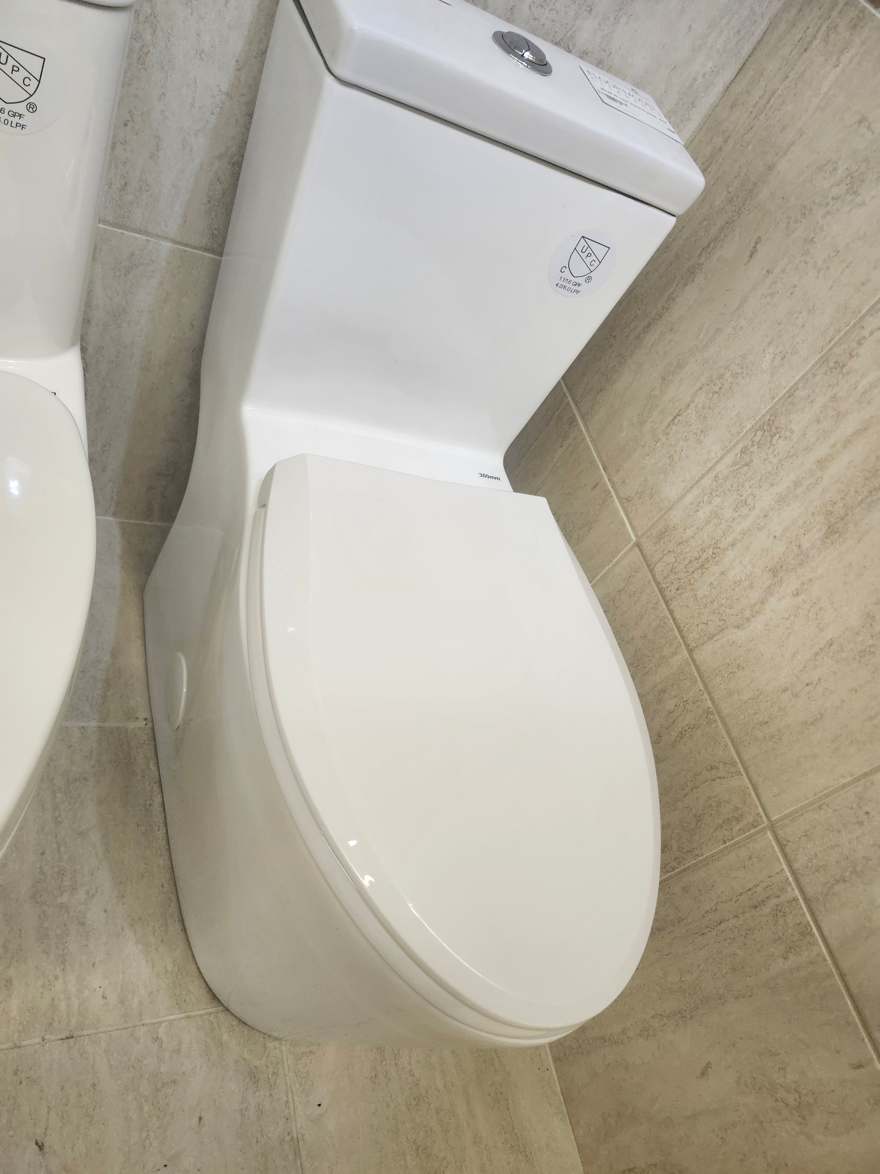 Neptune 1pc Prague Elongated Toilet (as is)