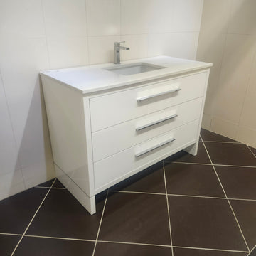 48" Aura Glossy White Plato Vanity with Countertop Combo (as is) J12 - 0