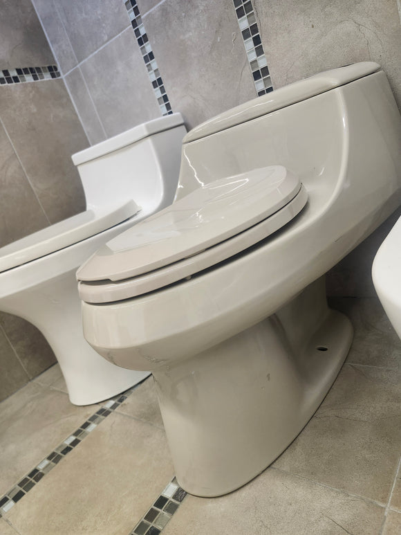 Kohler 1pc Sam Raphael Sandbar Toilet (as is)