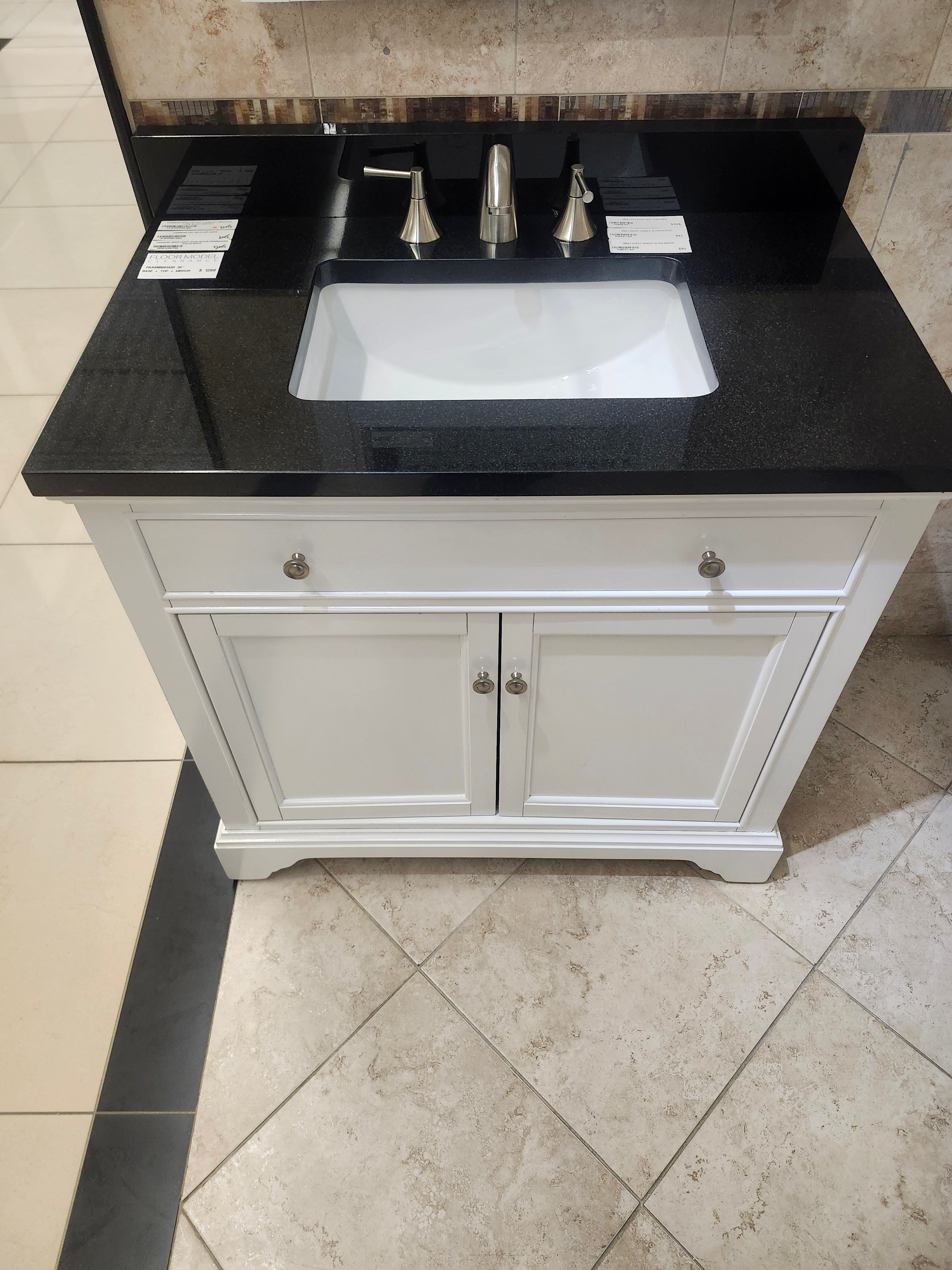 36" Fairmont Framinghm Vanity Base and Countertop Combo with Mirror (as is) - 0