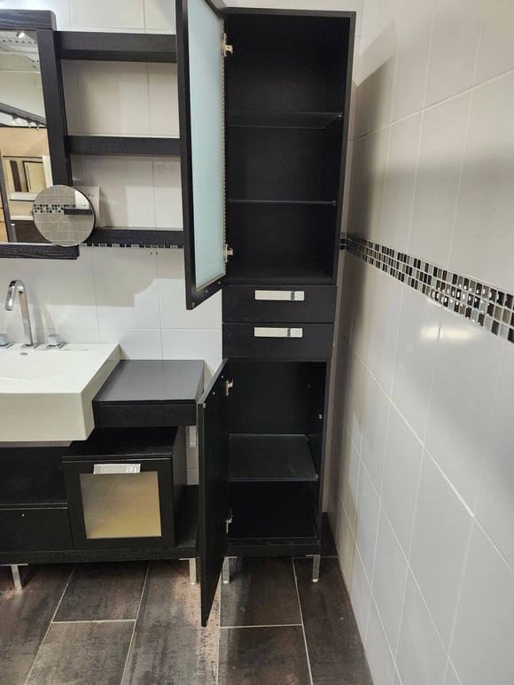 70" Vanico Vanity Combo with Matching Linen (as is) l8