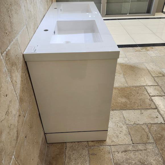 60" Aura Glossy White Plato Vanity with Double Countertop and Black Handles Combo Floormodel(as is) m9