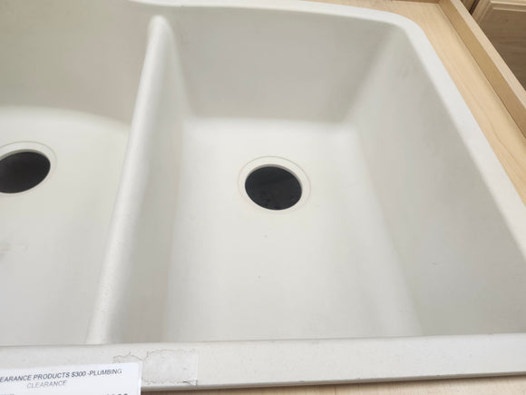 Diamond Silgranit 32" L x 21" W Double Basin Granite Undermount Kitchen Sink 400075 Floormount Clearance as is