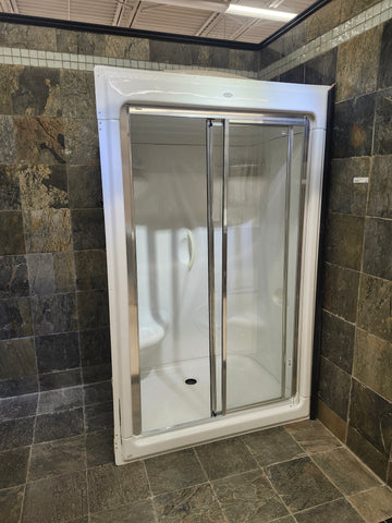 Maax walk in shower with door and built in seat (as is) k8