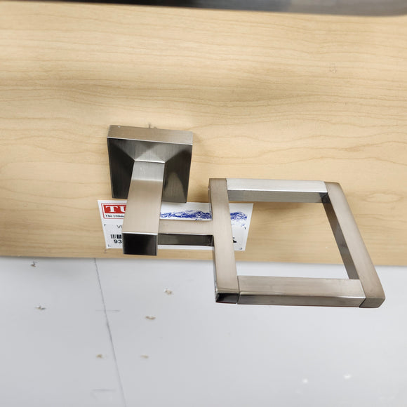 Vida 936 Series water gland holder Bathroom Accessory Floormodel As is