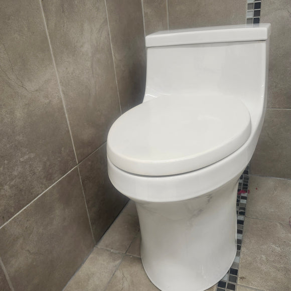 Kohler Floormount Clearance Sold as is (I16) with touchless flush k1954