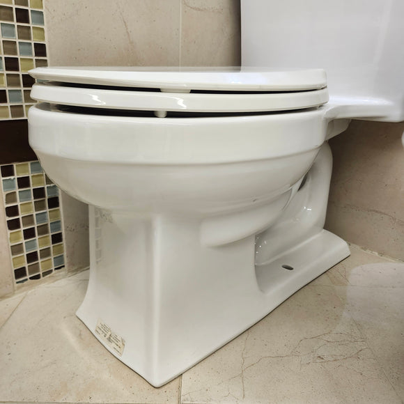 Kohler 1pc Archer Toilet (as is) i8