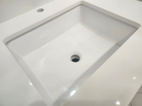 Vida Turin 31" White/Black Vanity with Countertop Combo (as is)