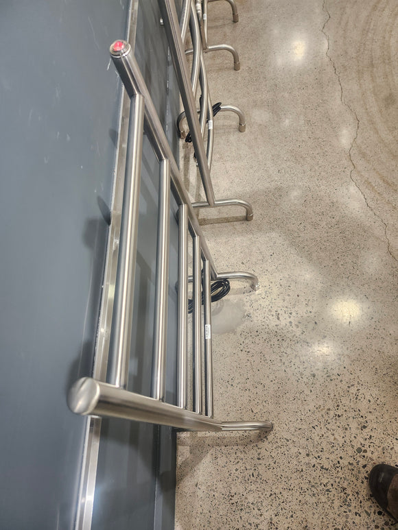 Vida Floormount Towel Warmer Inventory Clearance
