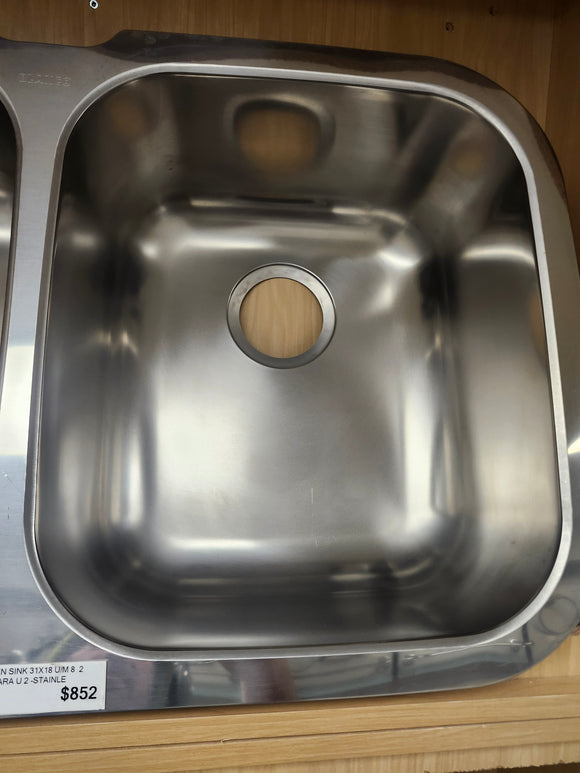 Blanco Kitchen Sink 21 x 18 undermount 8 inch dual bowls Niagara 400751 Stainless Steel Floormodel Clearance as is