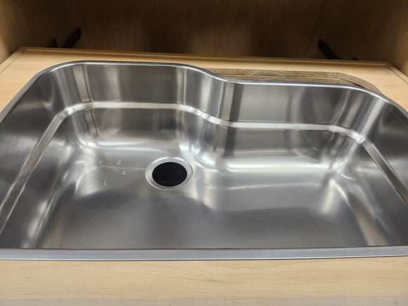 Franke ORX110 Orca 1 Bowl Undermount Fragranite Sink – Stainless Steel Floormodel Clearance
