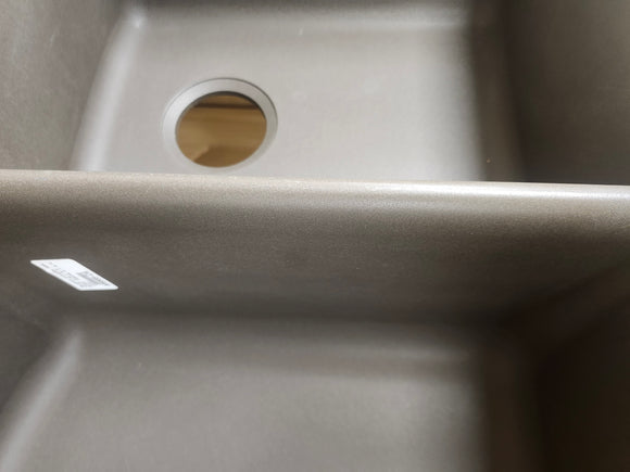BLANCO Diamond SILGRANIT 32-in 60/40 Double Bowl Undermount Kitchen Sink - Volcano Grey Floormodel as is 400585