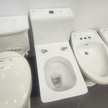 Kohler Reve Elongated Dual Flush 1 pc toilet Floormodel as is Clearance (I14) K3797 NO SEAT