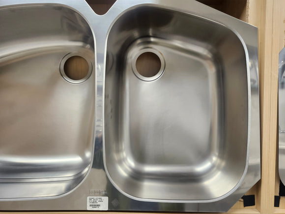 Franke Kitchen Undermount Sink 38 x 20 Vision Stainless Steel 2 Bowl Floormodel Clearance As is