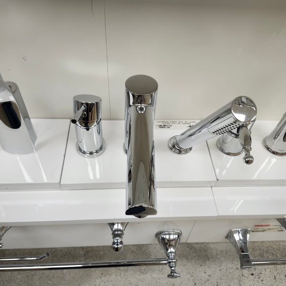 Aquabrass Volare 3pc Roman Deck Tub Filler Floormodel Clearance As Is