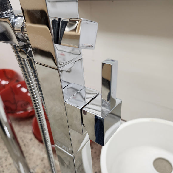 Aquabrass Roman Deck Tub Filler with Hand Held Shower Head Chrome Floormodel as is