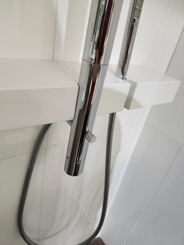 Aquabrass Exposed Thermostatic Shower Tower (as is)