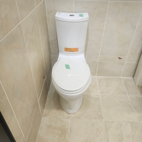 Kohler Persuade 2pc Elongated Toilet with Seat Floormodel Clearance as is K4326 K4636 K3569 I12