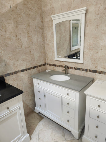42" Fairmont Framingham Vanity and Countertop Combo with Mirror (as is) k11