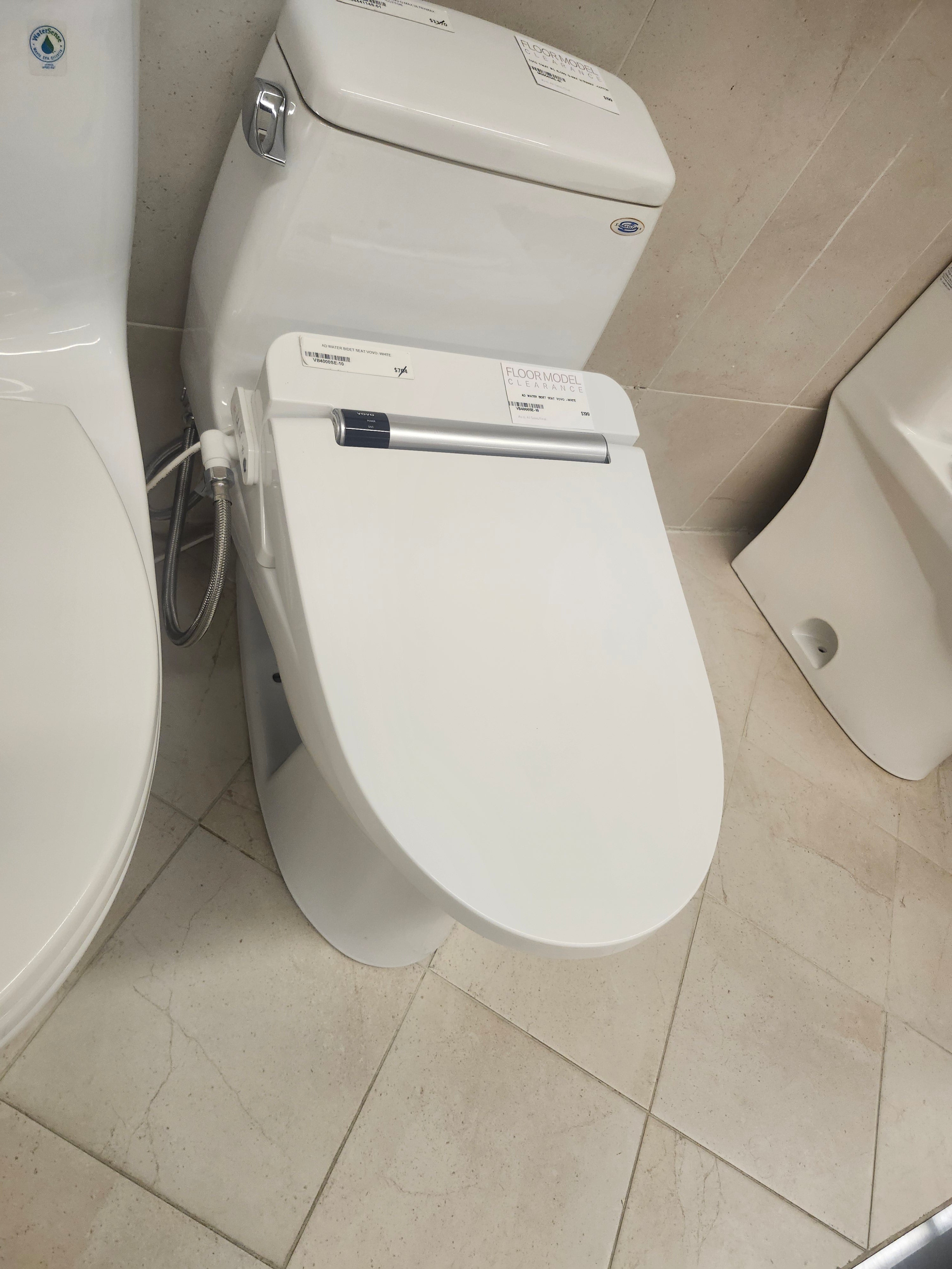 Toto Ultramax G-Max Toilet and AD waters Vovo Bidet Seat Combo (as is)