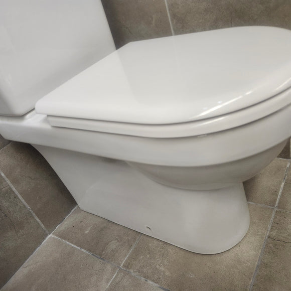 Duravit 2pc Toilet, Tank and Seat Combo Floormodel Clearance Sold As Is (I16)