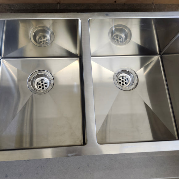Blanco 16 x 14 .5 Double Bowl 400452 Precision Kitchen Sink Floormodel Clearance as is m10