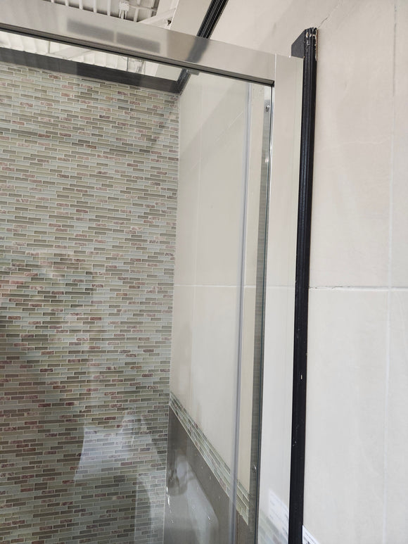 Vida Snap 60x79 Shower Door and 60x42 Vida Shower Base Combo (as is) k4