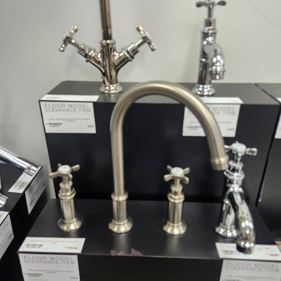 Hansgrohe Axor Series 3 Hole Single Faucet Montreux 8cc Cross Handles Brush Nickel Floomodel Clearance as is