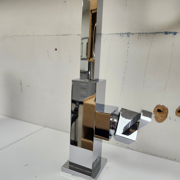 Single Hole Bathroom Faucet with Lever Handle Floormodel As Is
