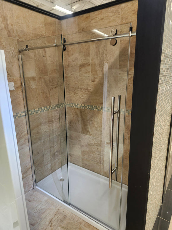 Maax Shower door and Vida Shower Base combo (as is)