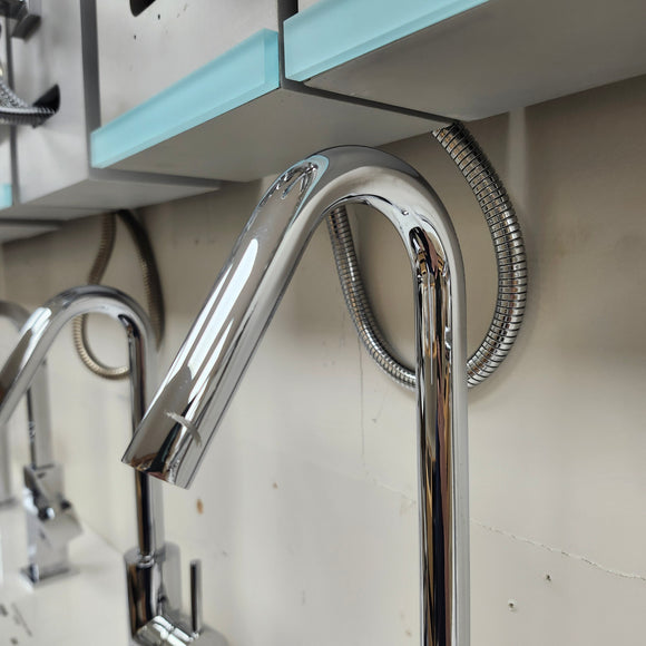Single Hole Bathroom Faucet with Lever Handle Floormodel As Is