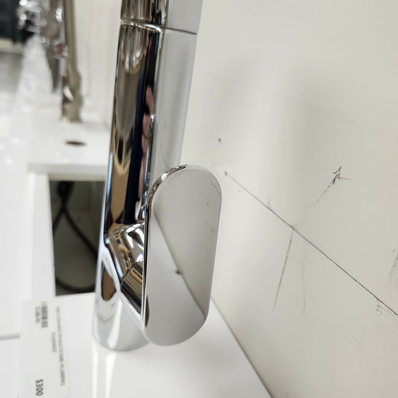 Grohe Kitchen Faucet With Extendable Faucet Head Floormodel Clearance as is Chrome