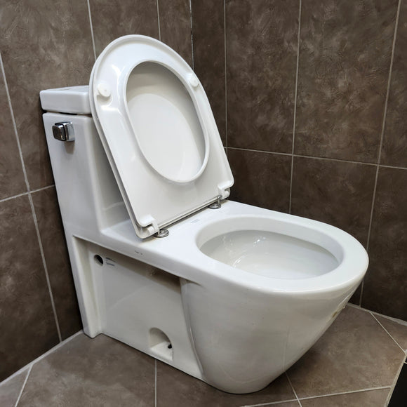 Duravit Starck 1 piece Toilet with Seat Elongated White Floormodel Sold as Is H11
