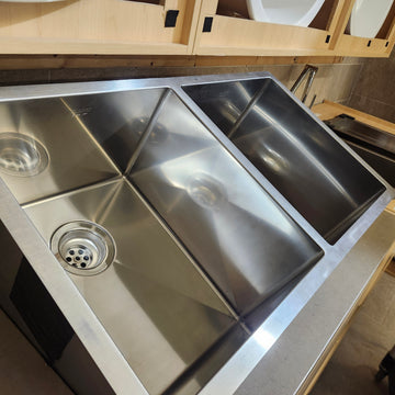 Blanco 16 x 14 .5 Double Bowl 400452 Precision Kitchen Sink Floormodel Clearance as is m10 - 0