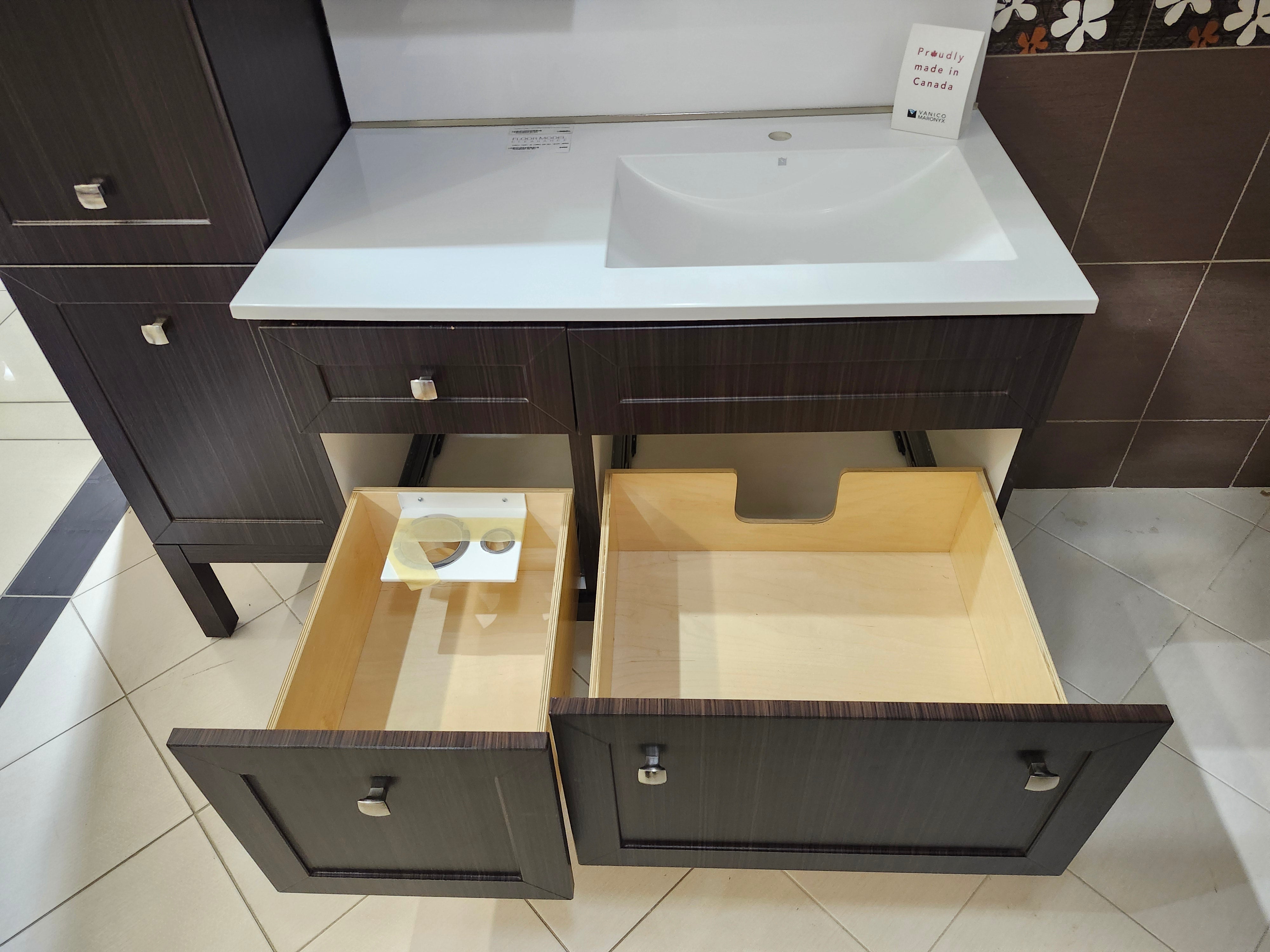 49" Vanico Neo Vanity Combo (as is)
