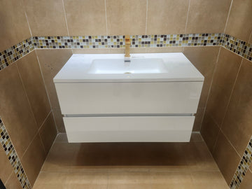 35" Moda White Wall Vanity with Countertop Combo (as is)