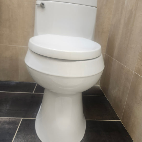 Kohler Cimarron 1pc Skirted Toilet Comfort Height White K3619 Floormodel Clearance As Is (H17)