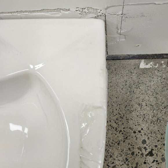 Kohler Bathroom Vanity Sink 3 Hole Biscuit Back open Floormodel Clearance as is Etobicoke
