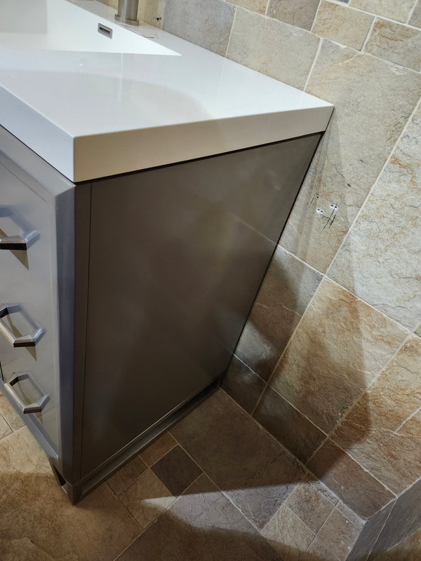 42" Fairmont Design Vanity & Countertop Combo (as is)