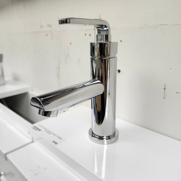 Single Hole Bathroom Faucet with Lever Handle Floormodel As Is