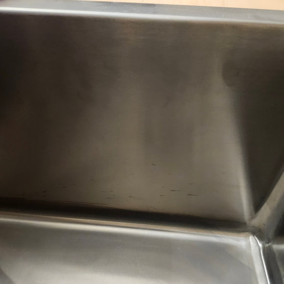 Vida Undermount 32 x 18 Kitchen Sink 2 Bowl and Colander Floor Model Clearance m10