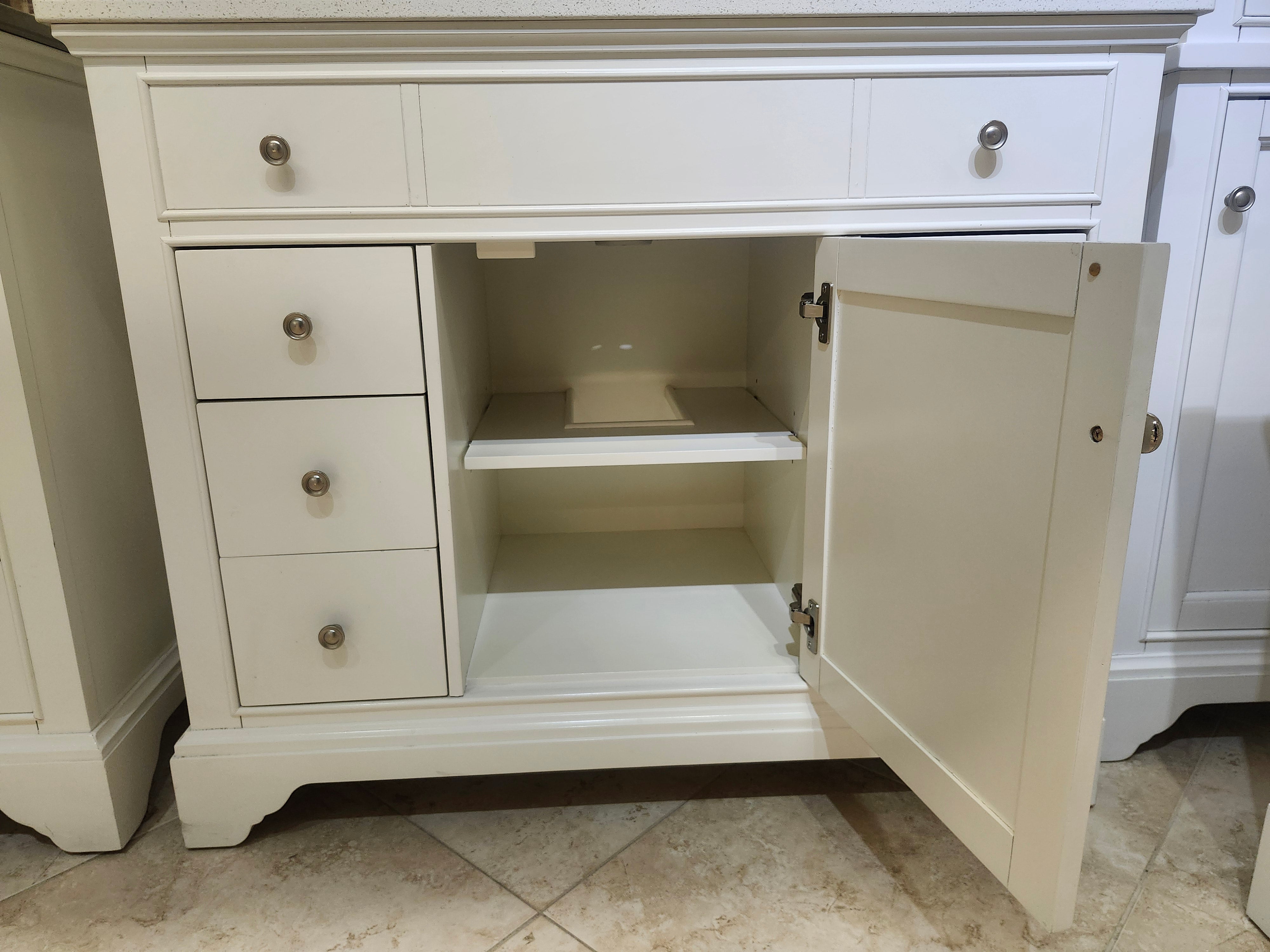42" Fairmont Framingham Vanity and Countertop Combo with Mirror white